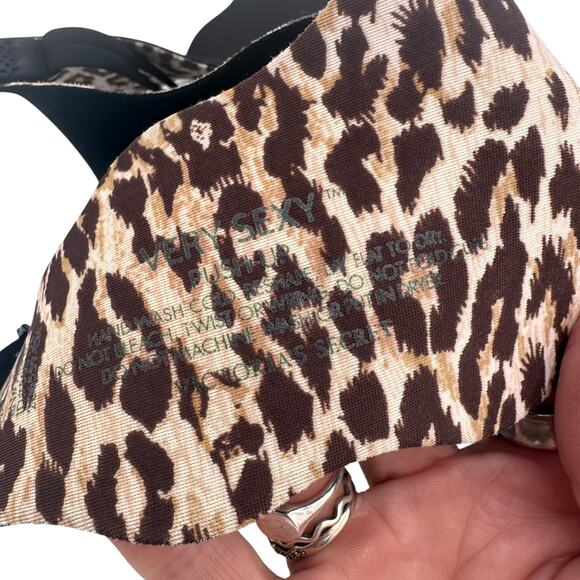 Victoria's Secret Very Sexy Black & Leopard Push-Up Bra Size 34C - Picture 4 of 5
